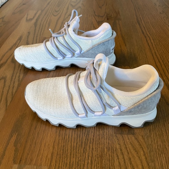 Sorel Shoes - Sorel Women’s Kinetic Lace Trainers (Gradient/White)